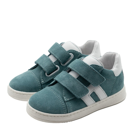 Clic! Sneaker Jeansblau mit weißen Streifen